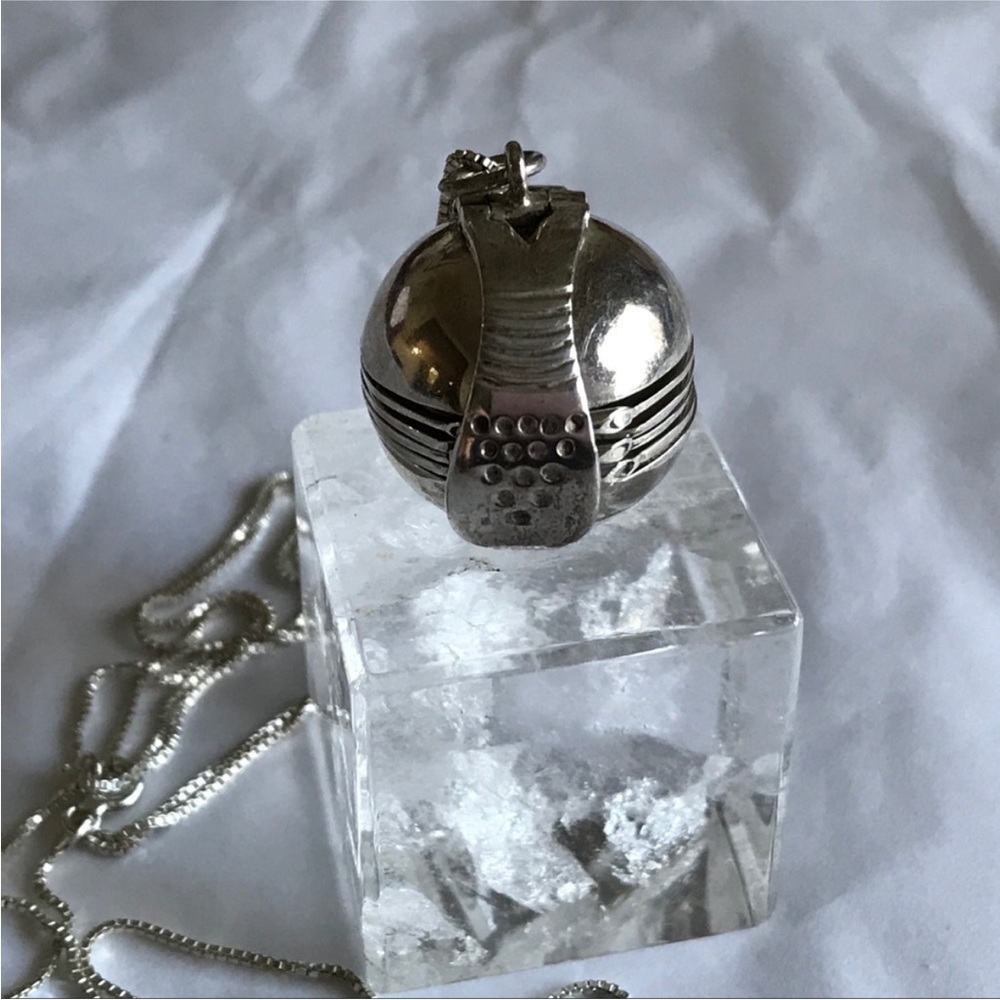 Elegant 925 Silve sphere Pendant
